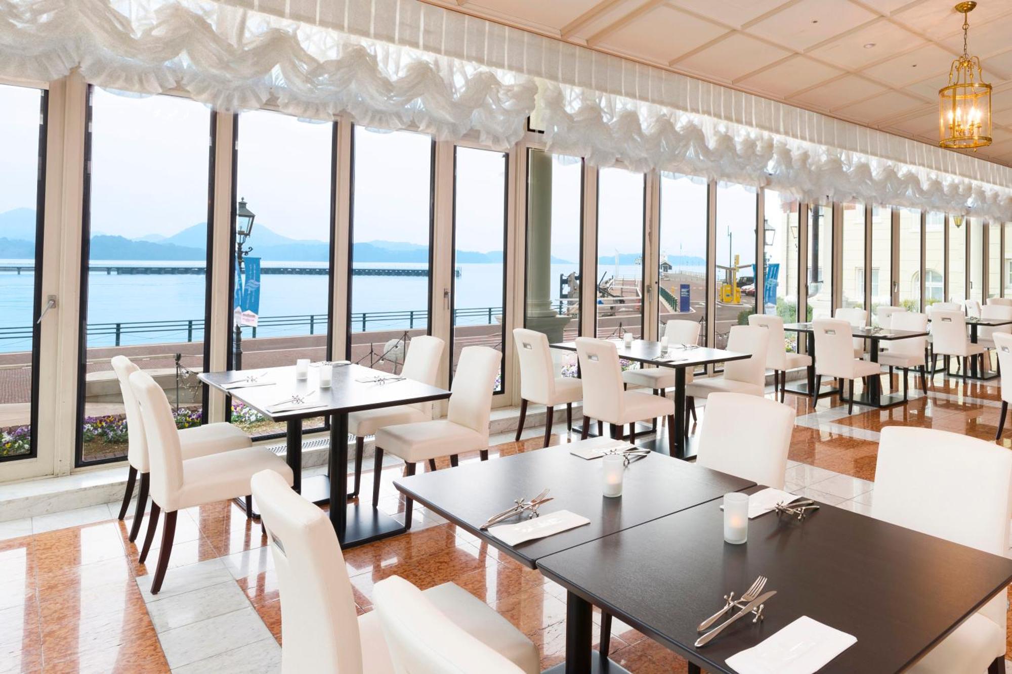 Watermark Hotel Nagasaki Huis Ten Bosch Sasebo Buitenkant foto Restaurant