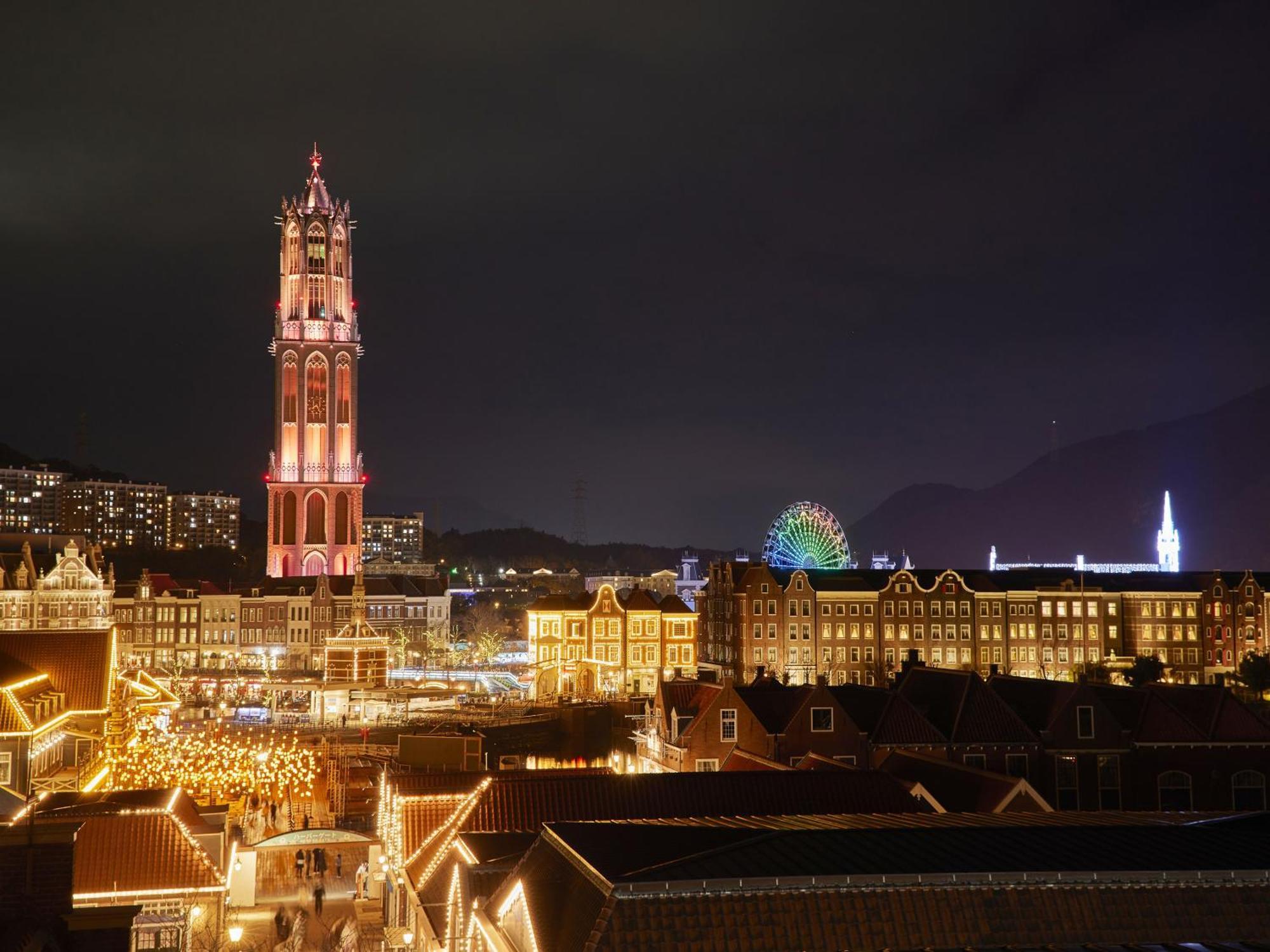 Watermark Hotel Nagasaki Huis Ten Bosch Sasebo Buitenkant foto The Christmas Market in Salzburg